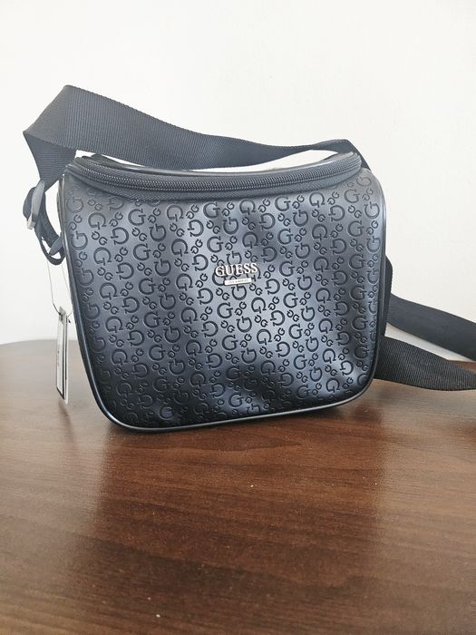 Продам термо сумку Guess