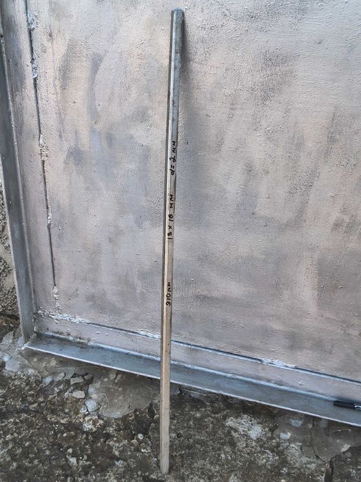 Уголок нержавейка 13*16 мм толщина 2 мм длина 910 мм