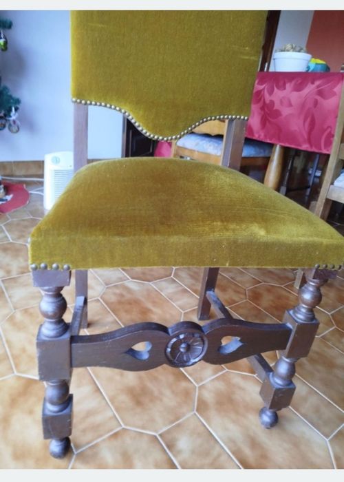 Cadeiras sala antigas