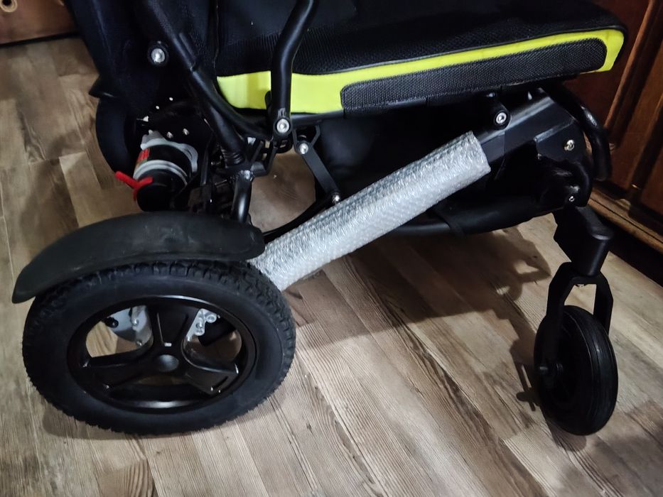 Wózek inwalidzki elektryczny