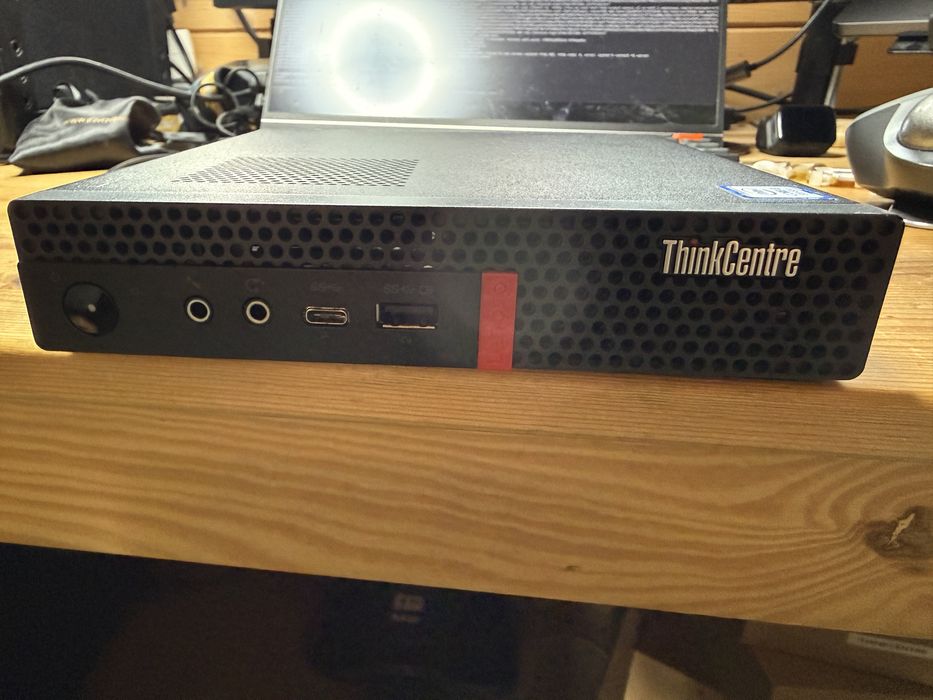 Komputer Lenovo M920x