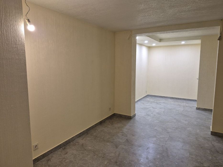 Продам нежитлове приміщення