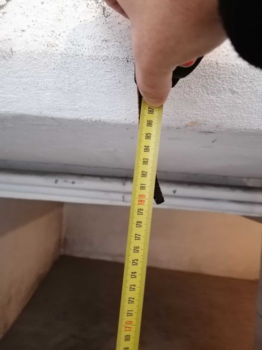 garagem alugar janela e luz ao pe estaçao