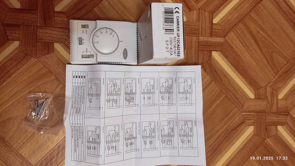 Carrier T6375B1047 термостат для управления fan-coil. Новый