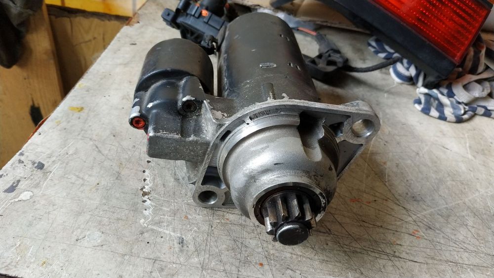 Стартер б/в Bosch VW Т-4,Гольф4,Шаран,Галаксі,Aуді А3,Кадді,Октавія