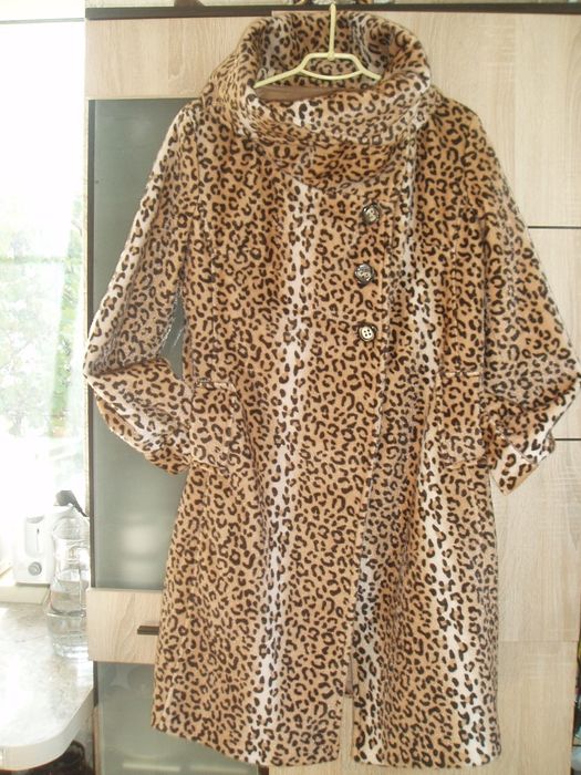 Продам Леопардовое Пальто-демисезонное (новое)
