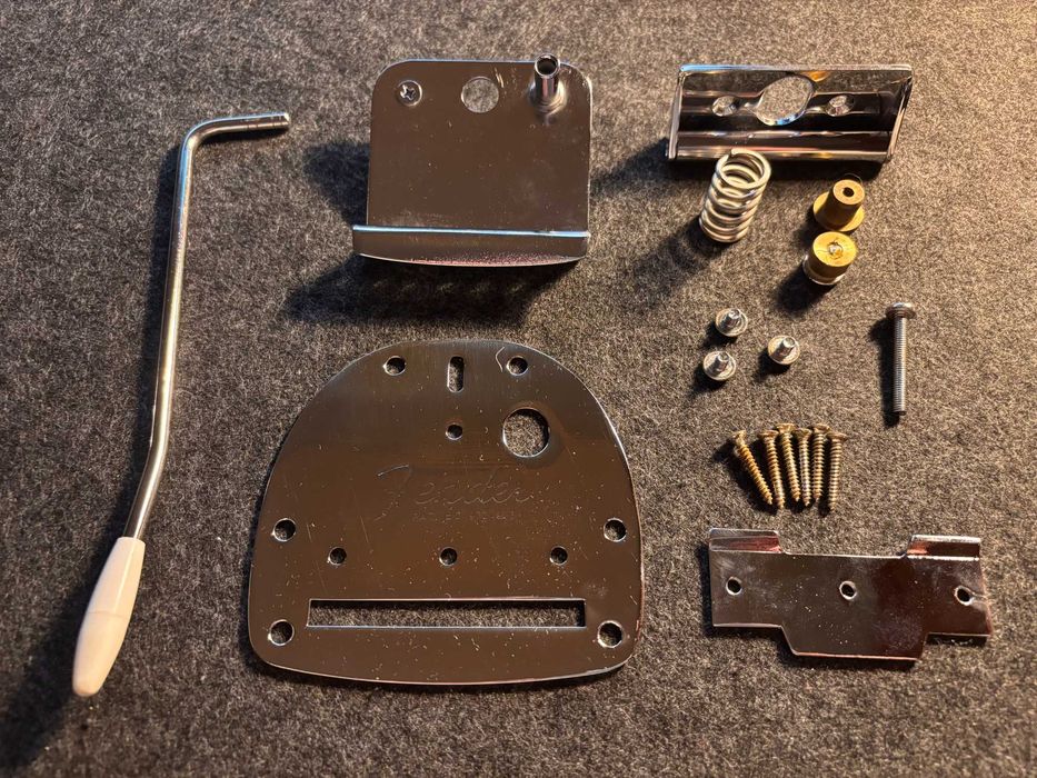 Vibrato Fender Jaguar Japan (MIJ/CIJ)