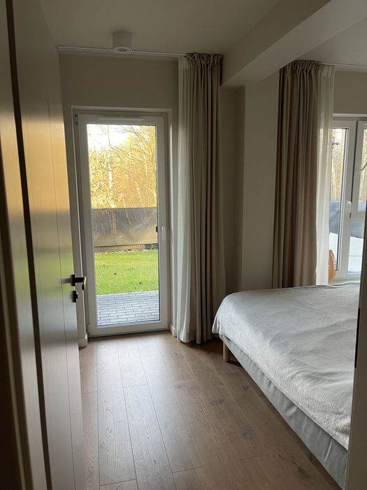 3-кімнатна квартира з подвірʼям та паркінгом Краків