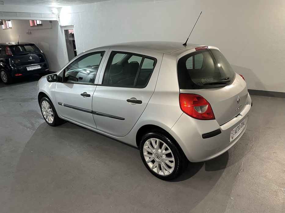 Renault Clio III/ 1.2 16V