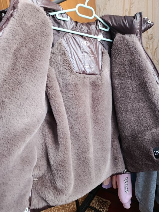 Пуховик Zara     .