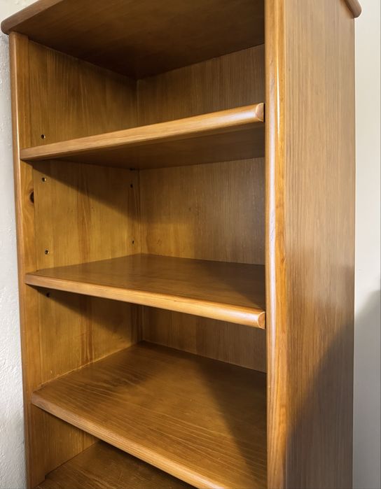 Estante Alta 2m e robusta | Estrutura Madeira Maciça | Ideal p/ livros