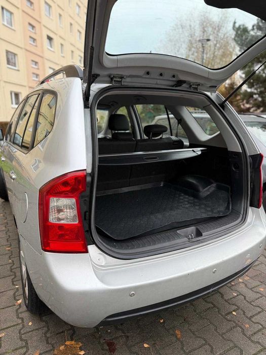 Kia Carens 3 2009 rok 140KM Climatronic 5 os.