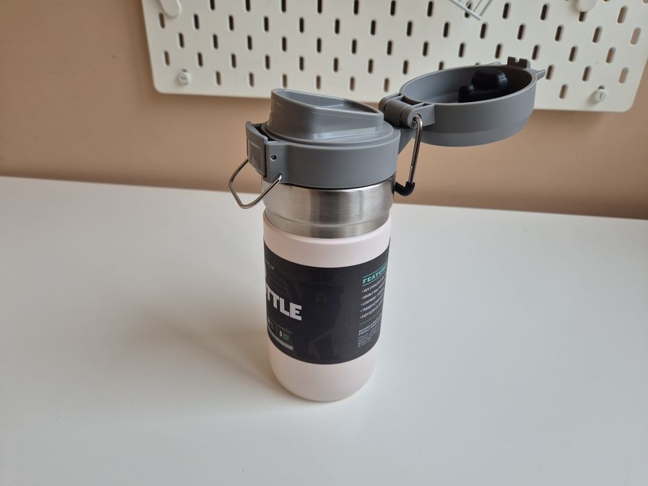 Термокружка Stanley GO Bottle The Quick Flip 0.47 л Rose Quartz термос