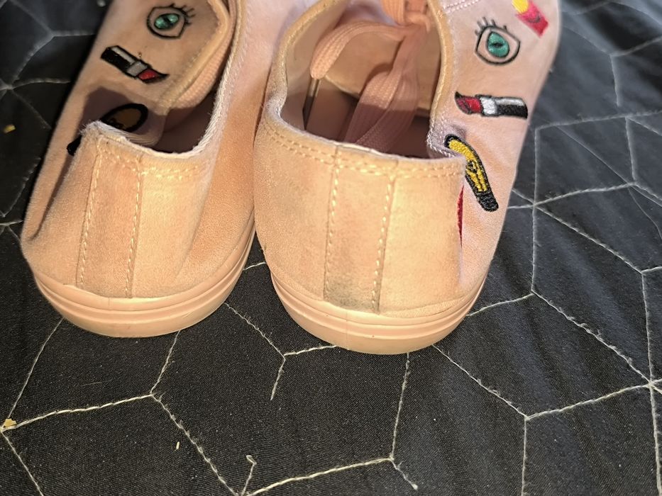 Buty trampki pudrowy róż 38