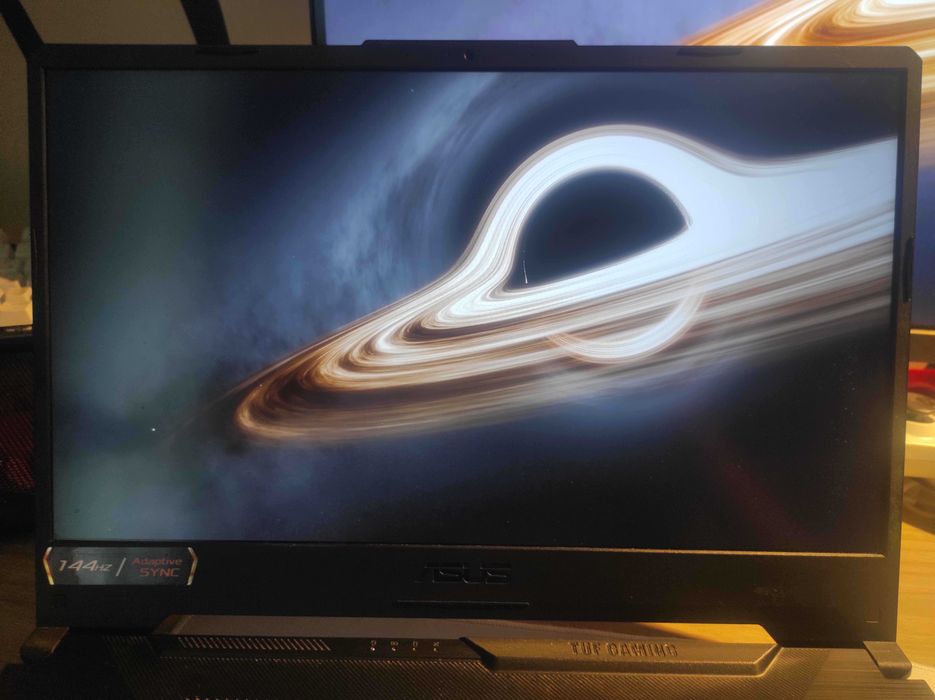 ASUS TUF Gaming F15 FX506HC •i5-11400H •RTX 3050 •8GB RAM •FHD 144Hz