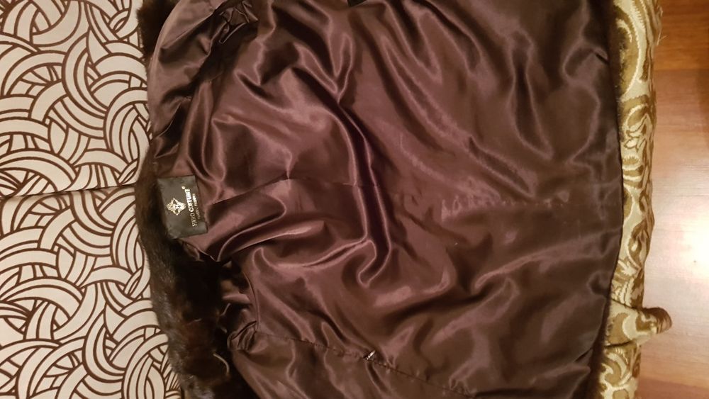 Норковая шуба коричневого цвета