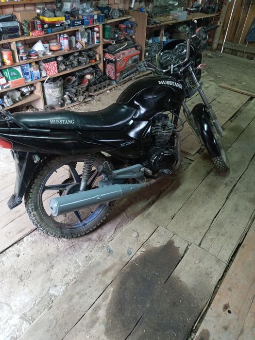 Обміняю на мотоблок зубр