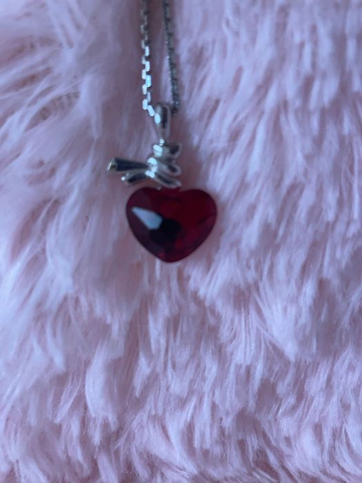 Colar Swarowski Coração Vermelho