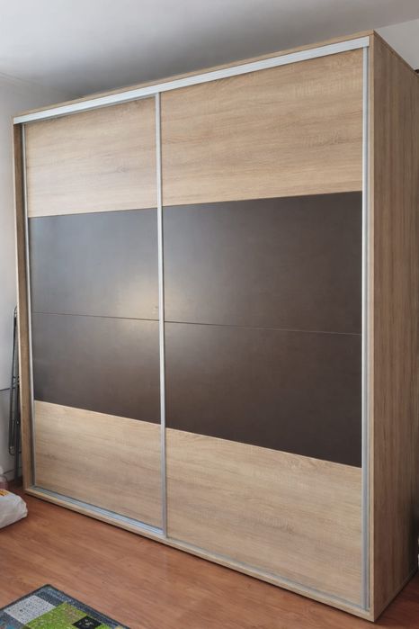 Szafa przesuwna  do pokoju