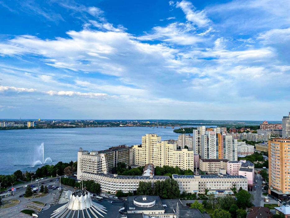 Квартира погодинно, подобово 2 кв в Центрі міста Мост сіті апартаменти