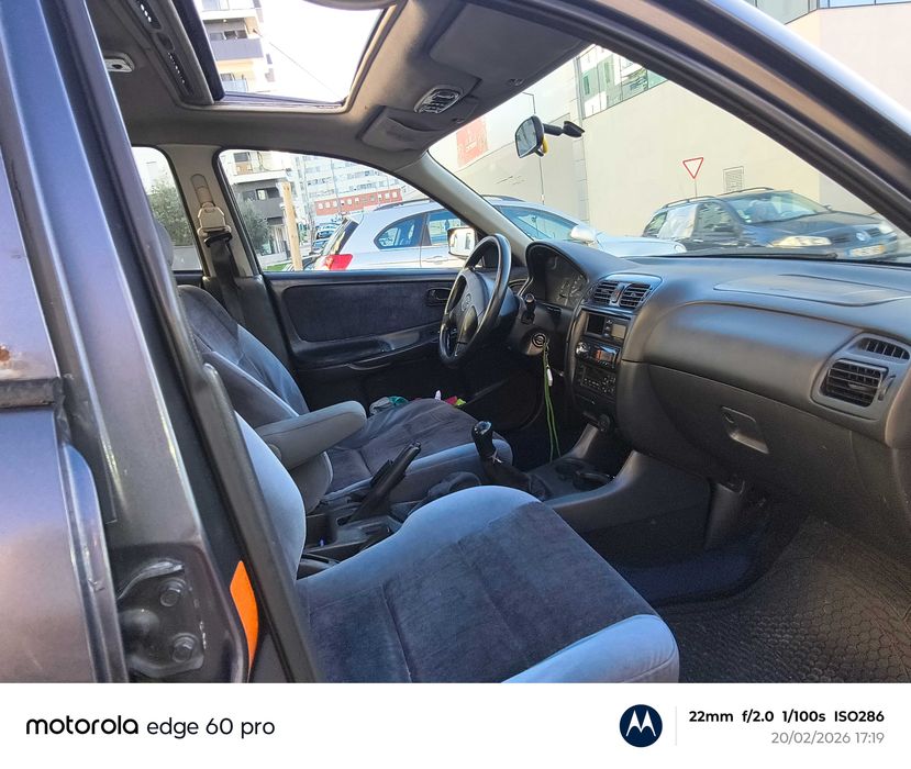 Mazda  626 GPl ANO 2000