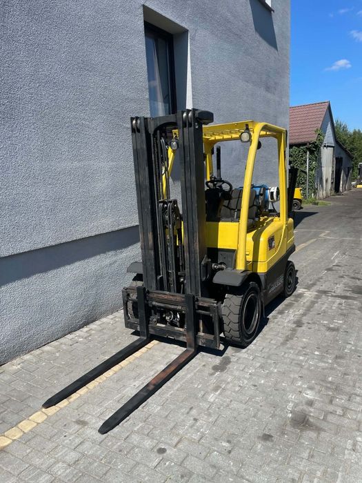 Wózek widłowy HYSTER H2.5FT TRIPLEX 4 sekcje Przesuw 9243Mth transport gwarancja