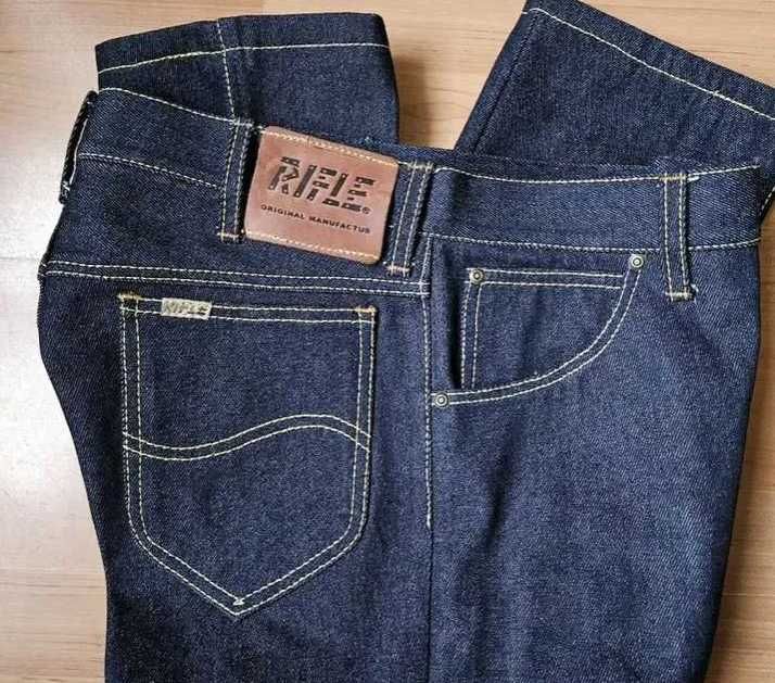 Новые джинсы LEVIS LEE WRANGLER RIFLE разных размеров из темносинего и черного denima разной плотности