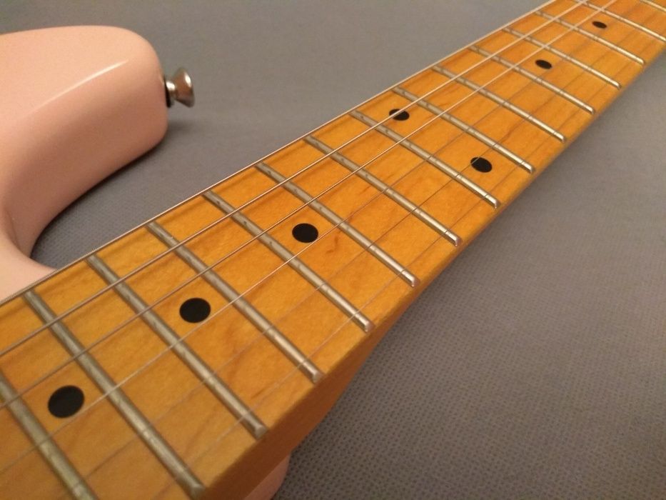 Gitara elektryczna Harley Benton ST-62 Shell Pink typ Stratocaster