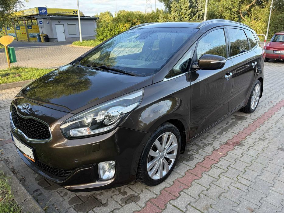 Kia Carens