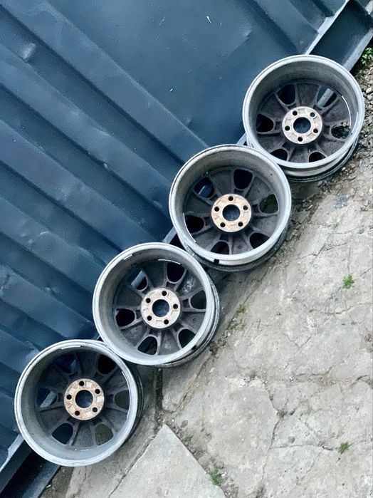 Продам диски 114.3 R16 TOYOTA оригинал