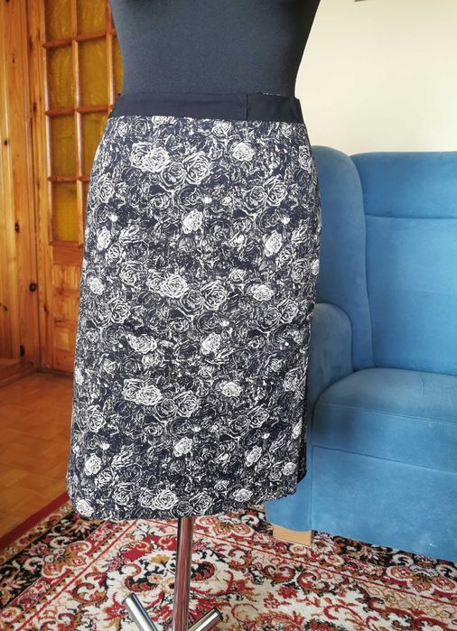 Spódnica bawełniana w róże (44)