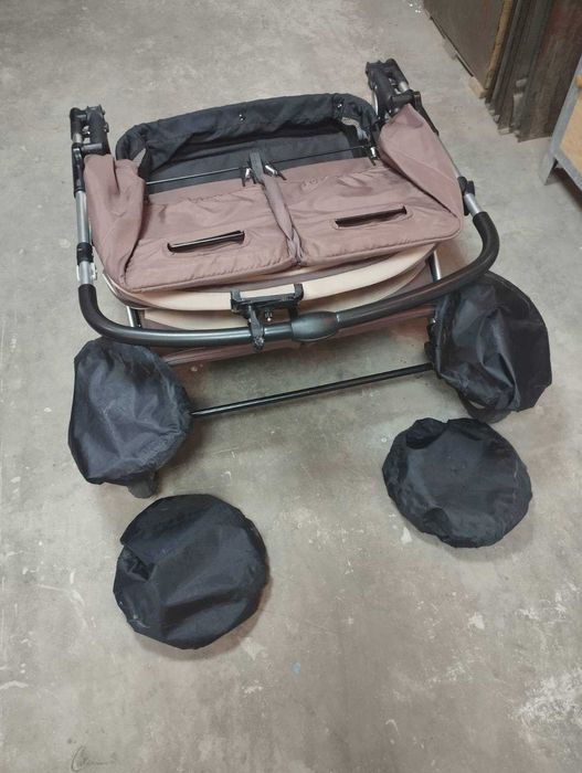 Коляска для двійні GEOBY SC705-X-RKFS