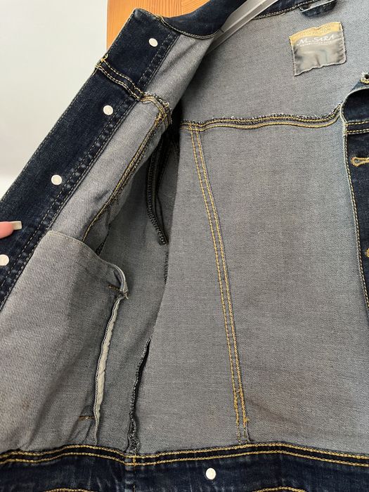 Жіноча джинсова куртка