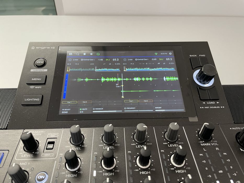 Denon DJ SC Live 4 c/ GARANTIA
