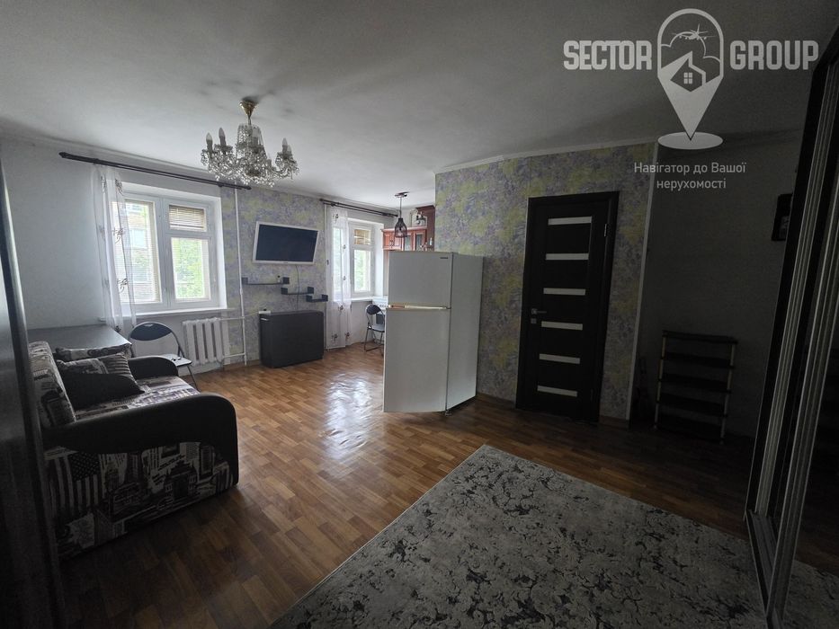 43.5 кв.м. в самому центрі міста з ремонтом.