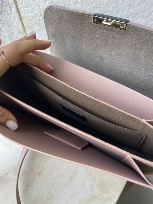 Mala Furla cor de rosa VERDADEIRA