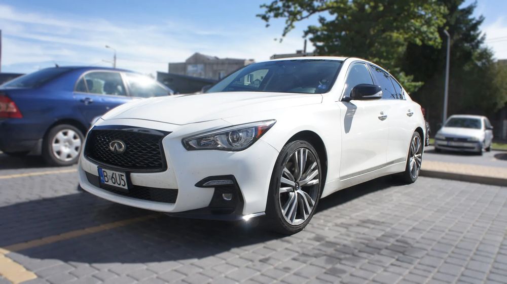 Infiniti Q50