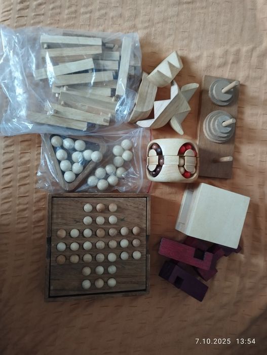 Zestaw gier łamigłówek