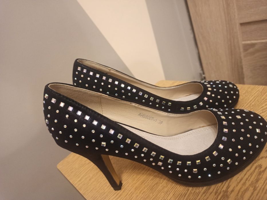 Buty damskie szpilki Nowe czarne wyjściowe okazjonalne rozmiar 38