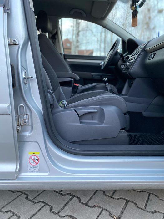Volkswagen Touran 2007 VIN WVGZZZ1TZ8W010098 фото оголошення 9 з 24