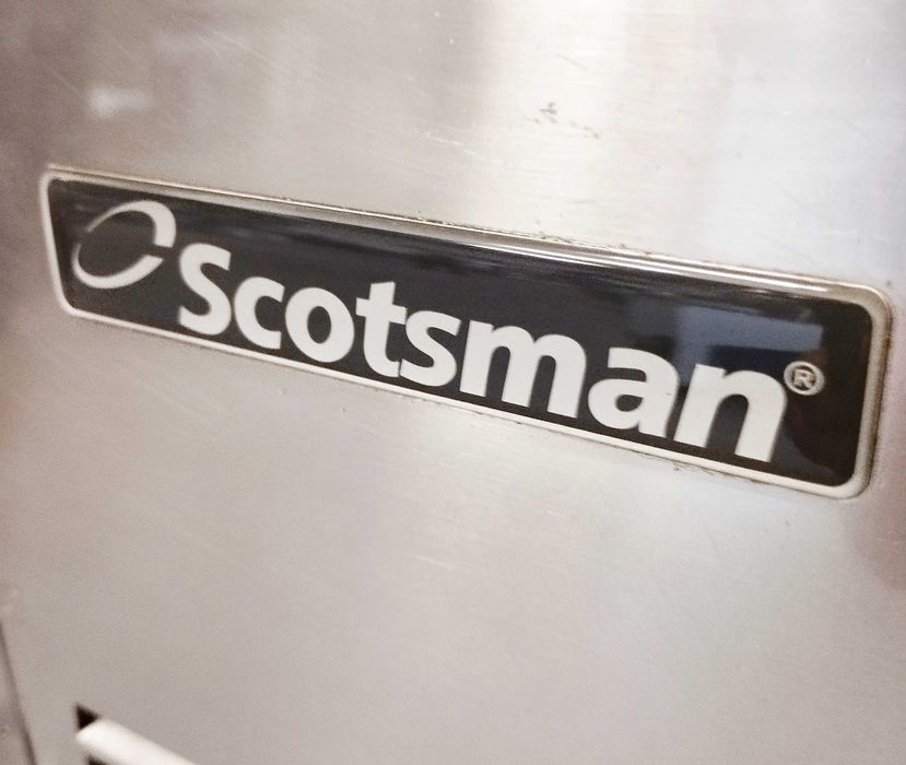 Maquina de Gelo "SCOTSMAN" (usada)