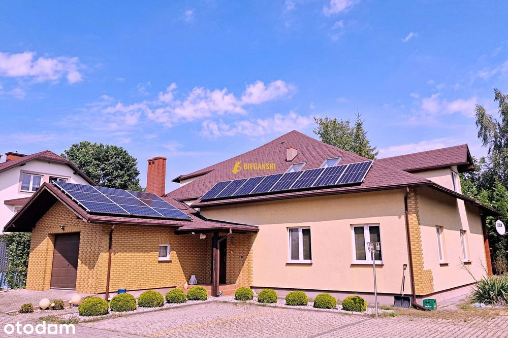 Przestronny dom - Do dużej negocjacji !!!