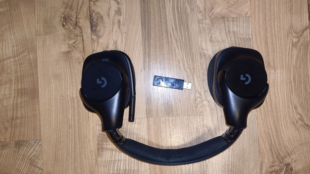 Słuchawki bezprzewodowe logitech g533 [OPIS]