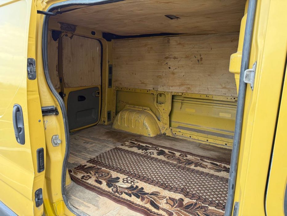 Renault Trafic 1.9 дизель, механіка 2003р