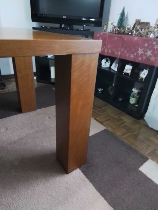 Mesa de sala de jantar