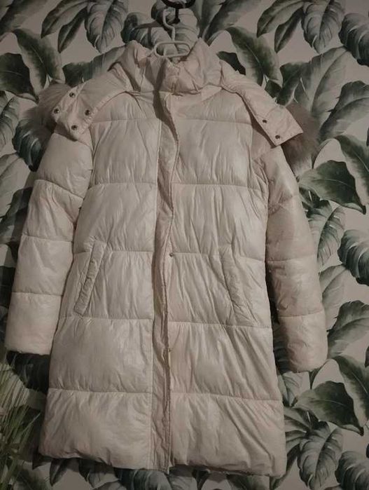 Biała kurtka zimowa