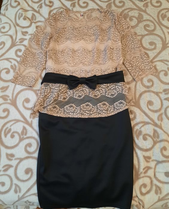 Нарядний костюм розмір М