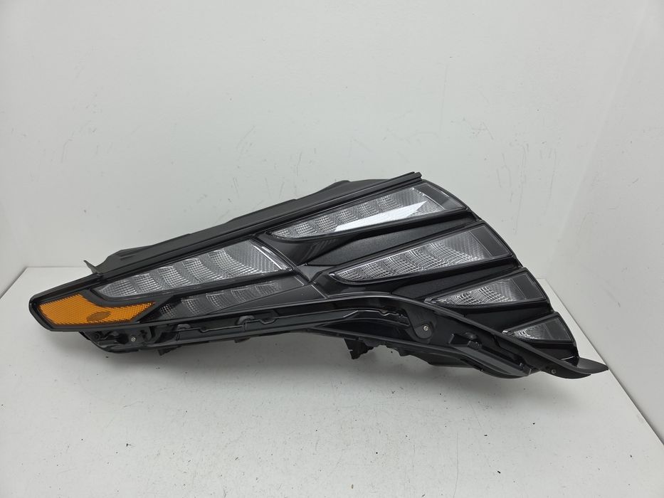 Фара права, поворот Hyundai Tucson 2022-2024 USA