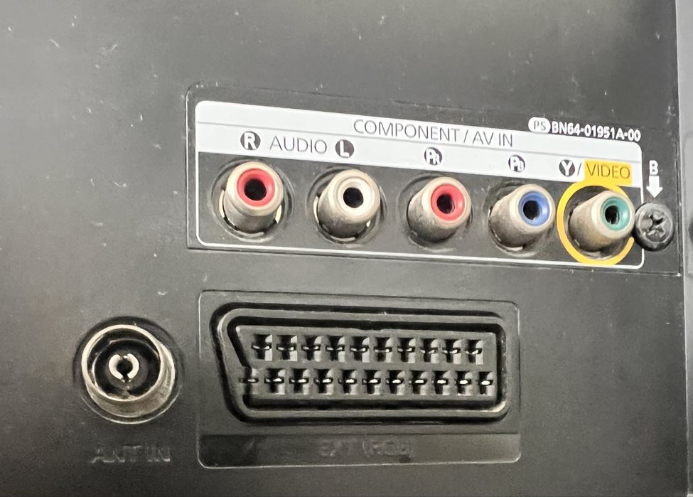 Telewizor Samsung UE32EH4000 32”