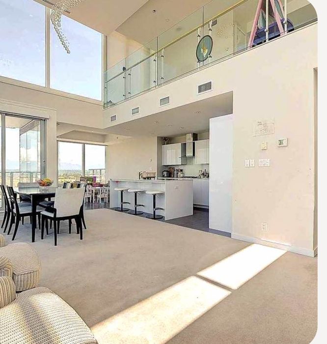 Дворівневі квартири в центрі міста